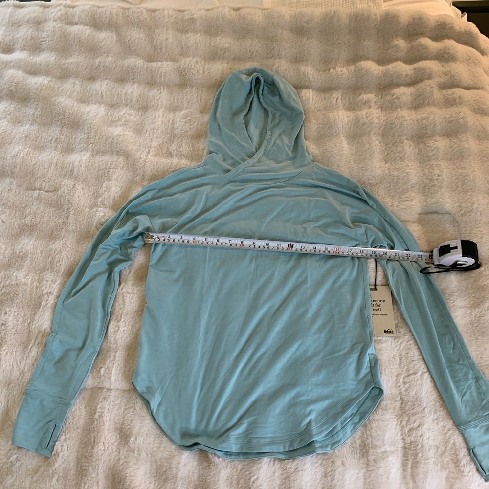 REI Light Blue Women's Hooded Long Sleeve Sun Shirt